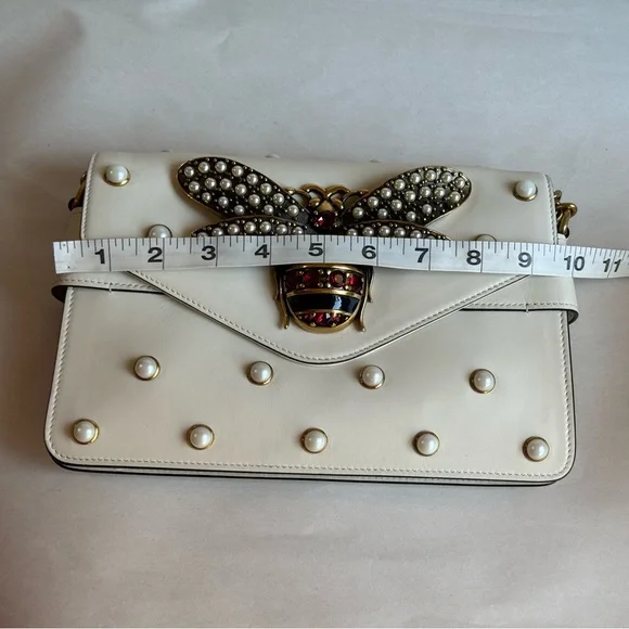 Gucci bag MOVING SALE - Picture 11 of 12